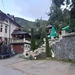 Апартаменты Daut's Tower *
