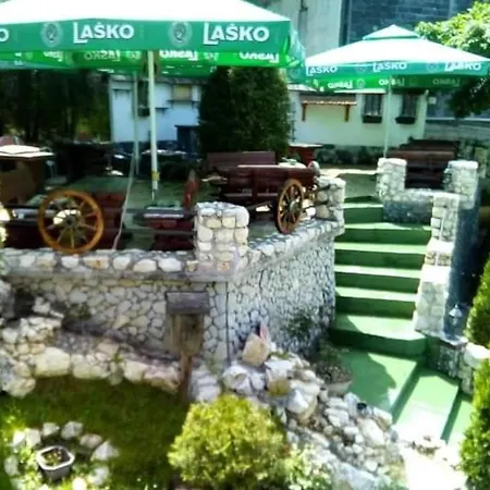 Daut's Tower Apartamento