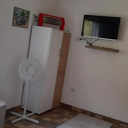 Daut's Tower Free Parking * Sarajevo