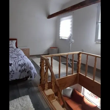Daut's Tower Free Parking Apartment