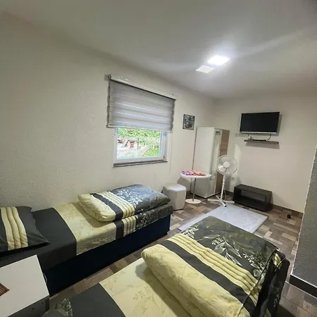 Daut's Tower Apartman *